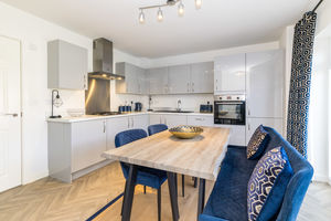 Kitchen- click for photo gallery